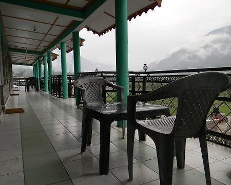 Hotel Him Parvat Manāli Exterior foto
